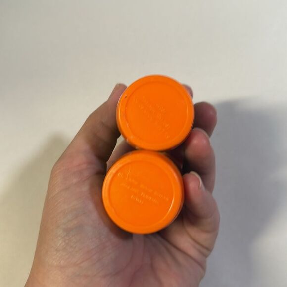 Vintage St Labre Indian Salt and Pepper Shakers Plastic Orange Green Deer - Picture 5 of 5